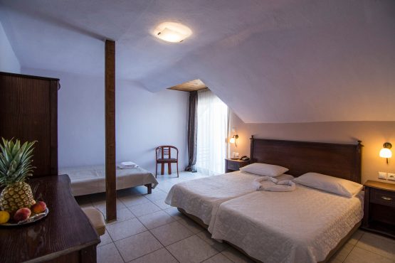 Hotel Rihios | Τετράκλινα Δωμάτια 25