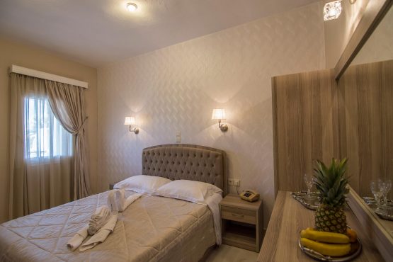 Hotel Rihios | Δίκλινα Δωμάτια 11