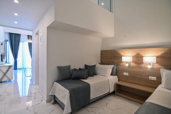 Hotel Rihios - Deluxe Σουίτα - Stavros